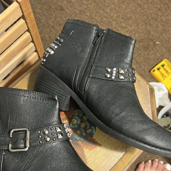 Boots very cute wear them ones size 8 - Picture 3 of 3